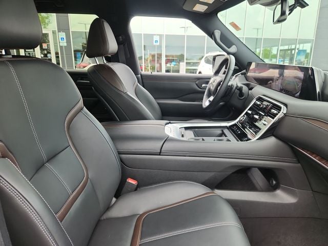 2025 Nissan Armada SL