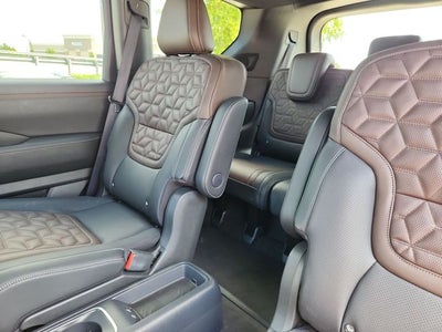 2025 Nissan Armada Platinum