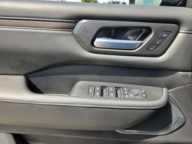 2025 Nissan Armada Platinum