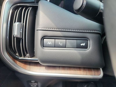 2025 Nissan Armada Platinum