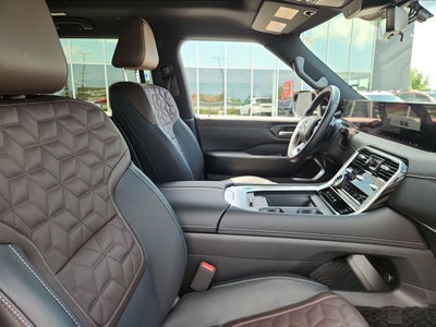 2025 Nissan Armada Platinum