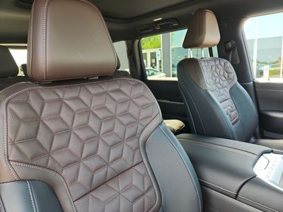 2025 Nissan Armada Platinum