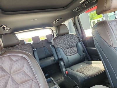 2025 Nissan Armada Platinum