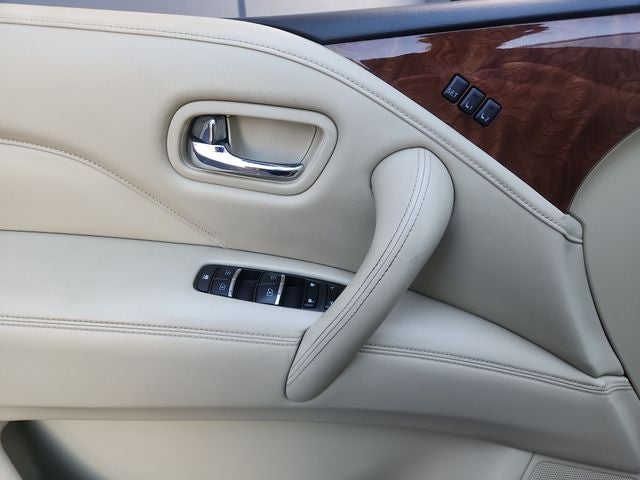 2018 INFINITI QX80 Base