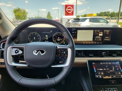2025 INFINITI QX80 SENSORY