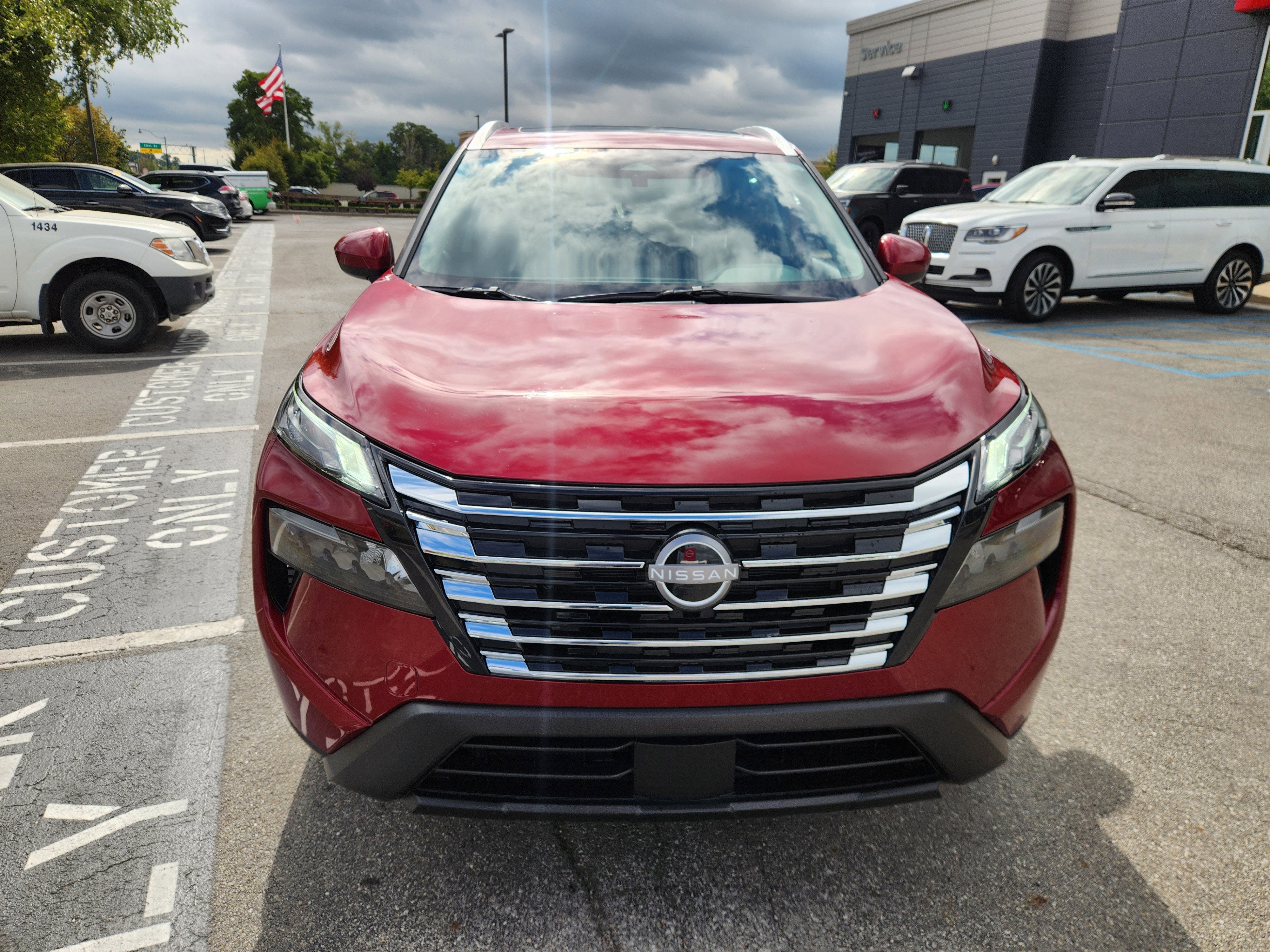 2026 Nissan Rogue SV