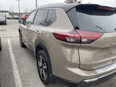 2025 Nissan Rogue SL