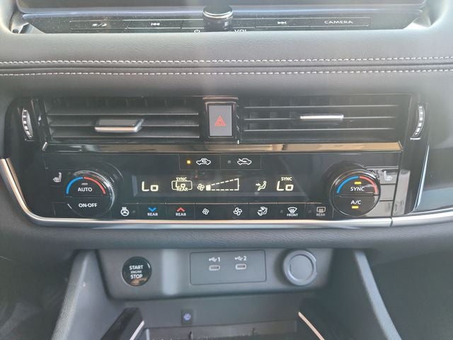 2025 Nissan Rogue SL