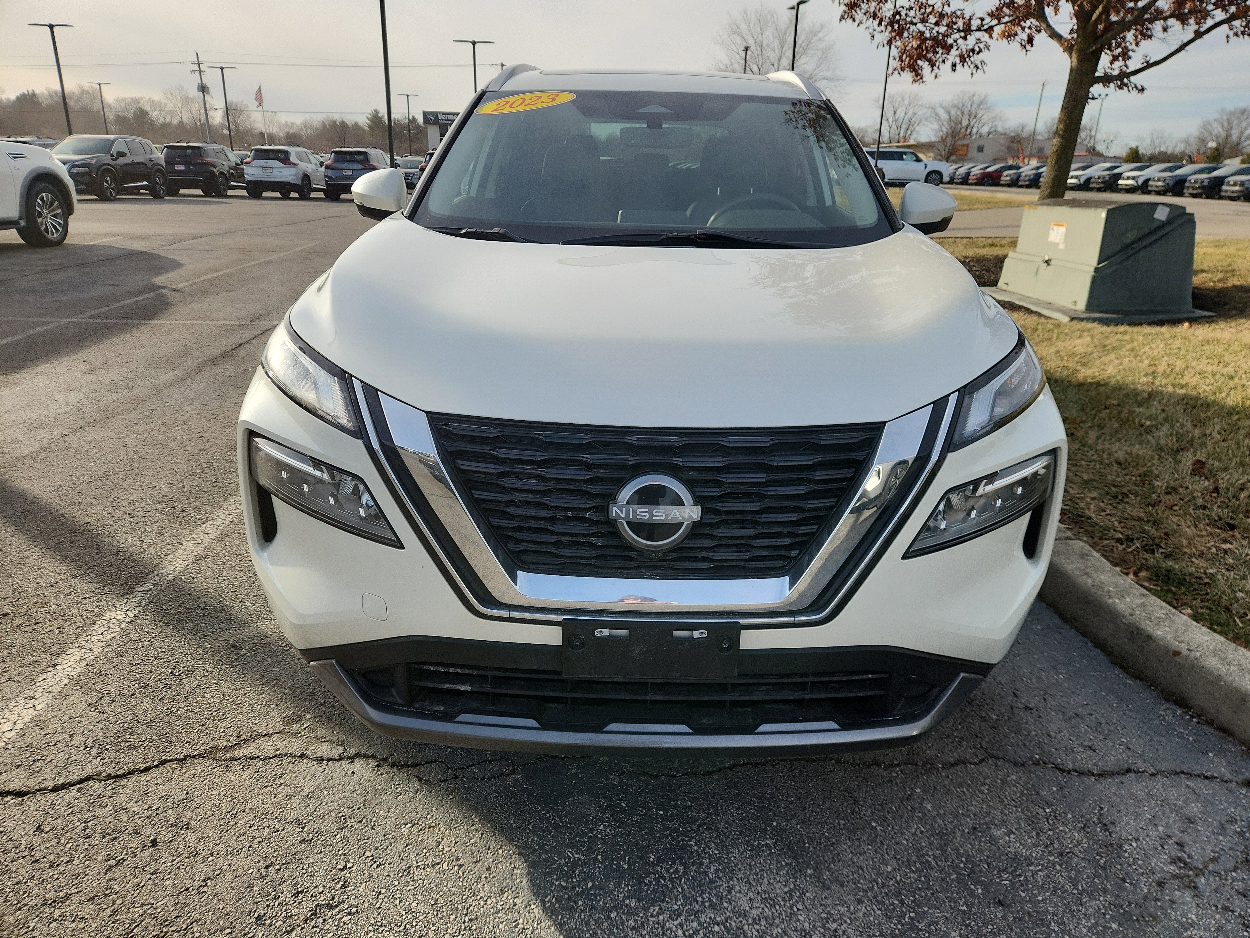 2023 Nissan Rogue SL