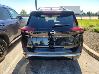 2025 Nissan Rogue Platinum