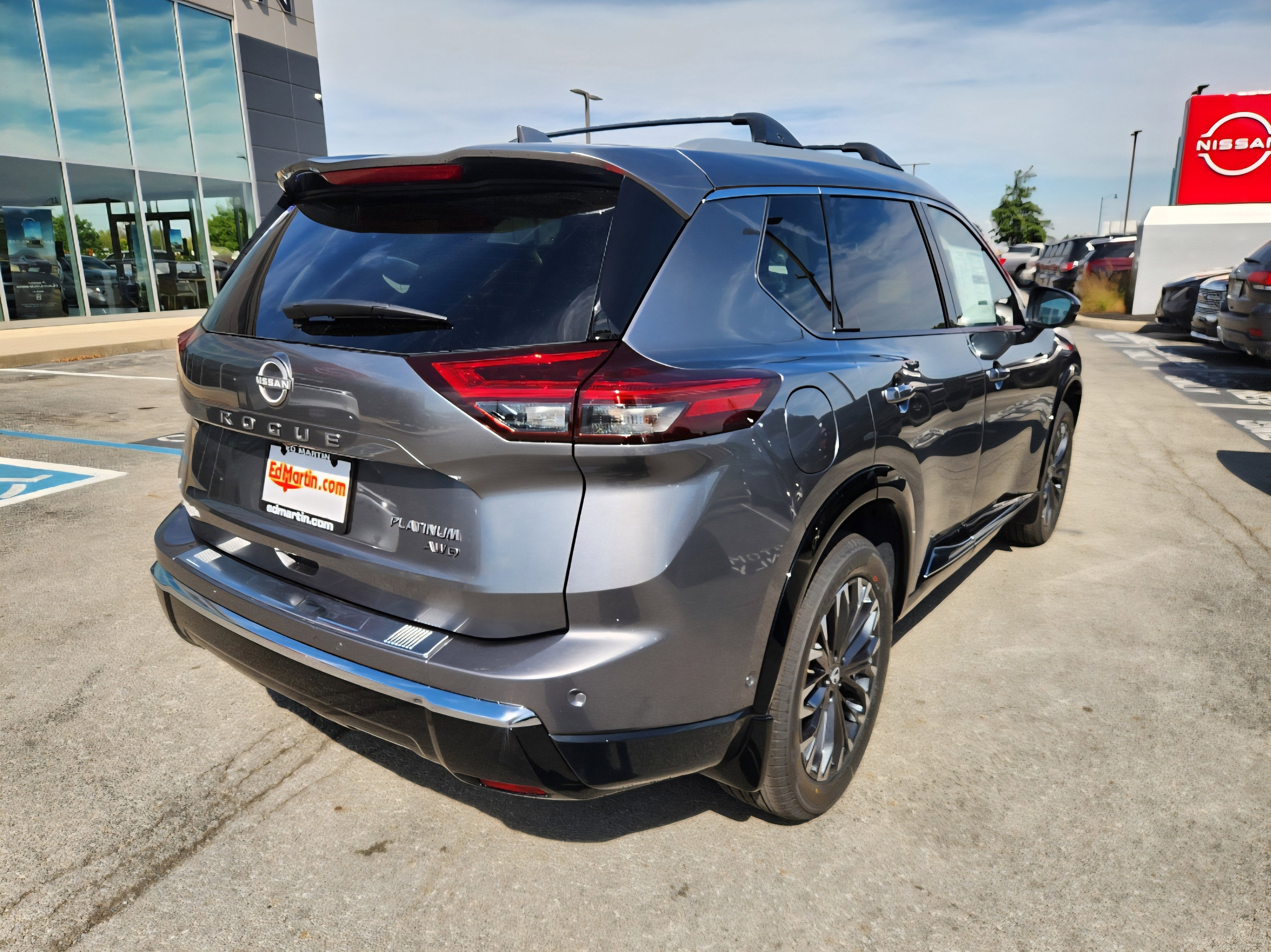 2026 Nissan Rogue Platinum