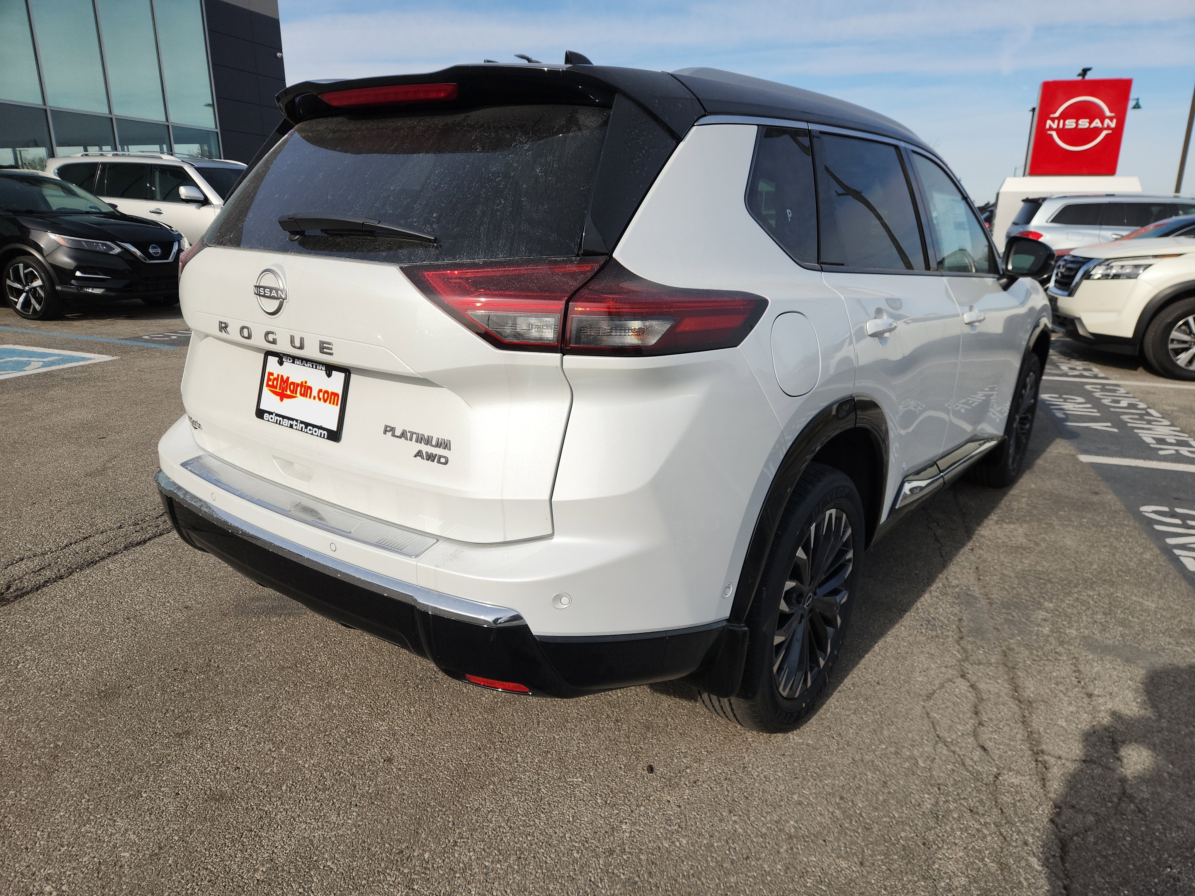 2026 Nissan Rogue Platinum