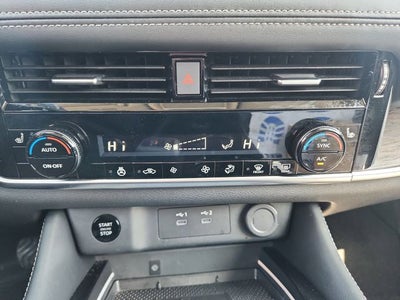 2025 Nissan Rogue Platinum