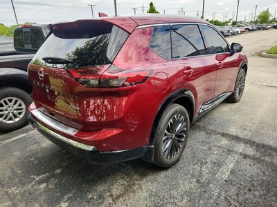 2025 Nissan Rogue Platinum