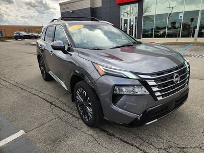 2025 Nissan Rogue Platinum