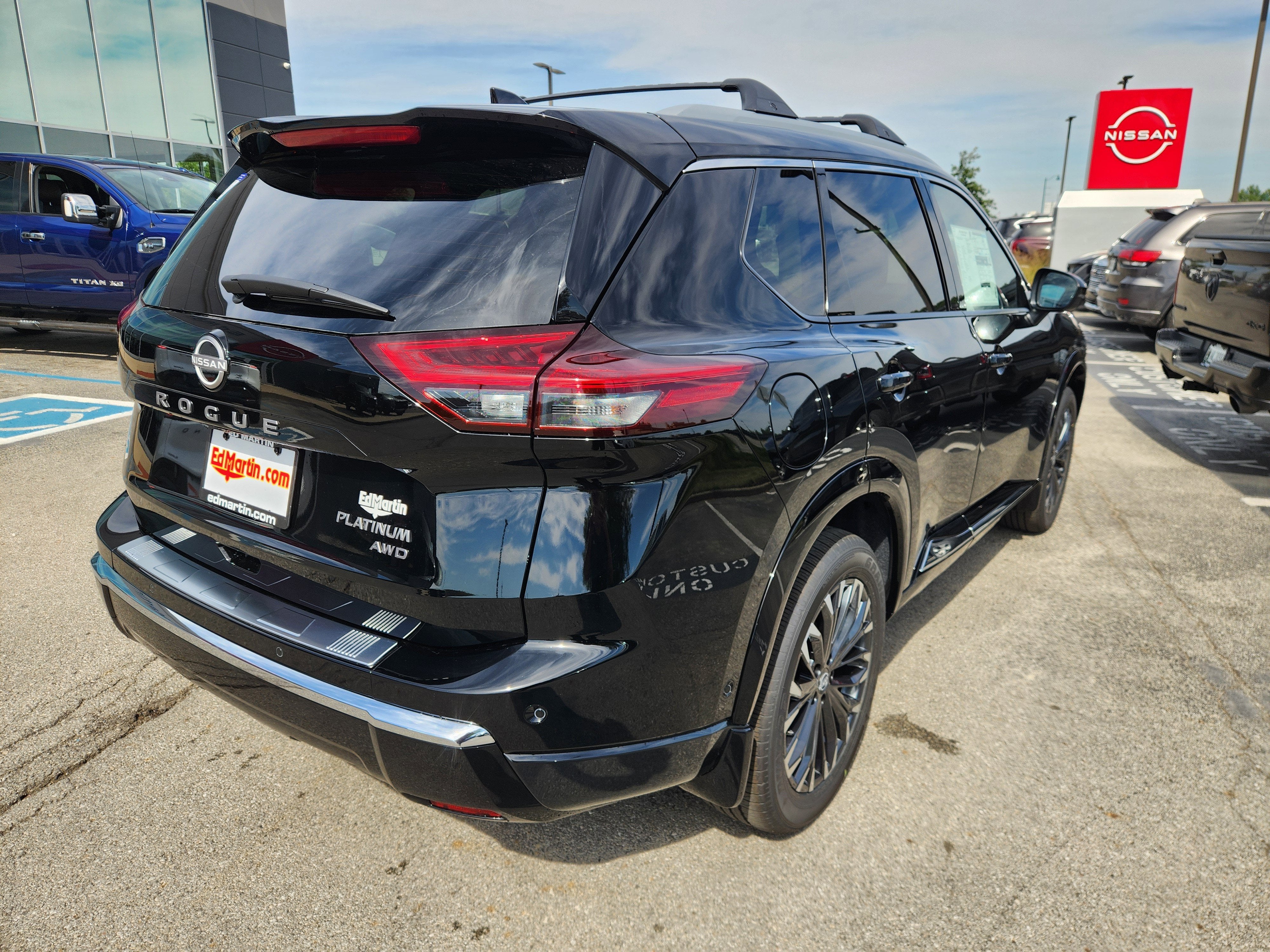 2026 Nissan Rogue Platinum