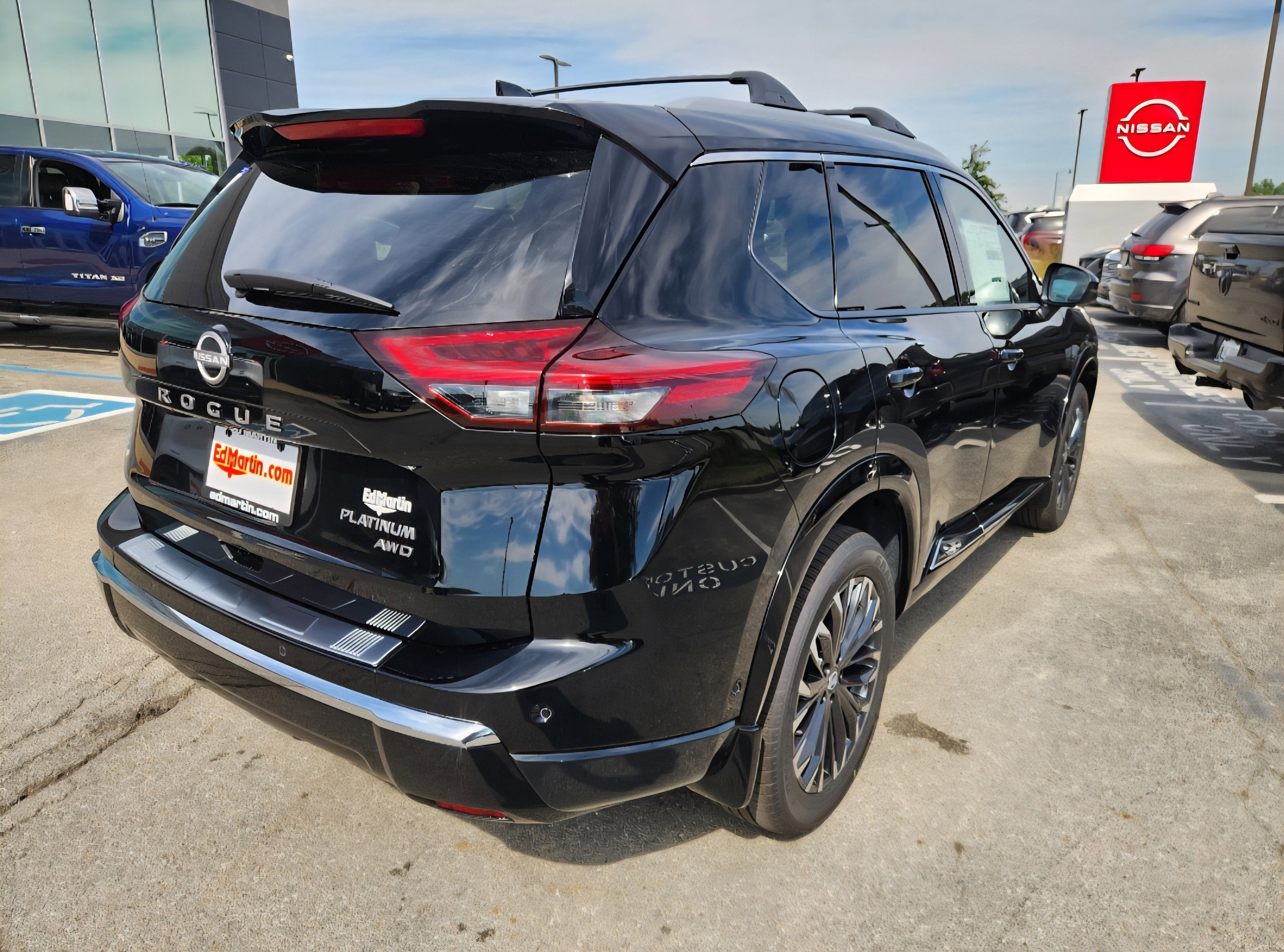 2026 Nissan Rogue Platinum