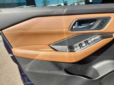 2025 Nissan Rogue Platinum