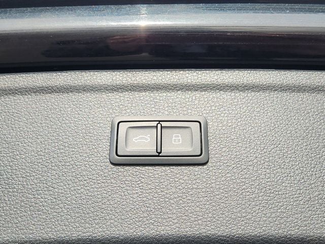 2025 Audi Q5 45 S line Premium quattro