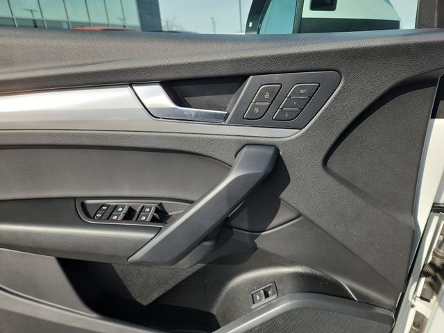 2025 Audi Q5 45 S line Premium quattro