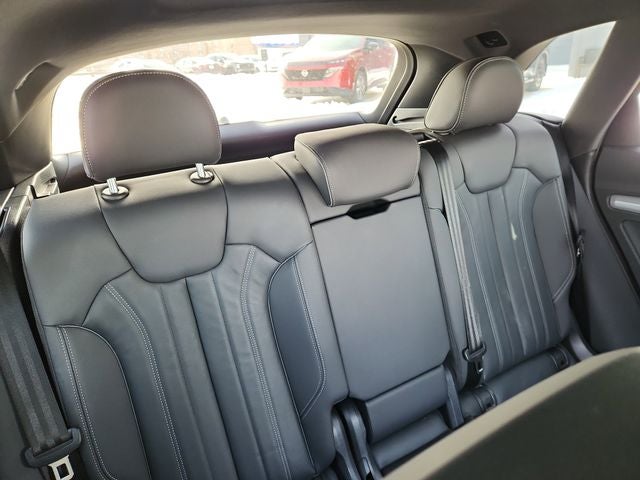 2025 Audi Q5 45 S line Premium quattro