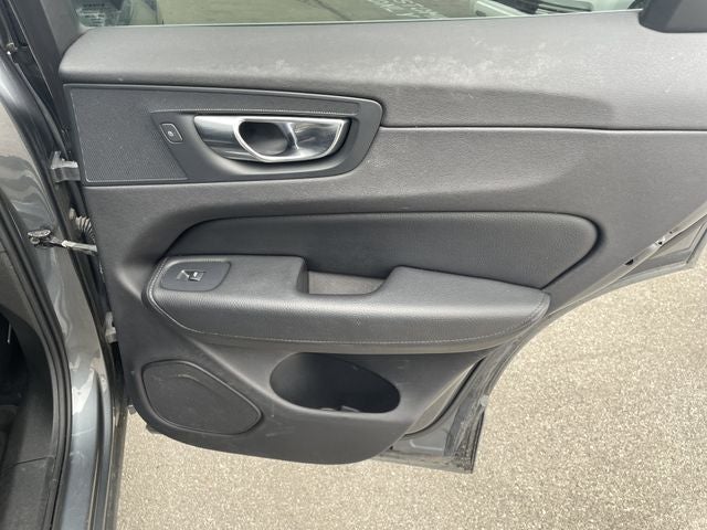 2018 Volvo XC60 T6 Momentum