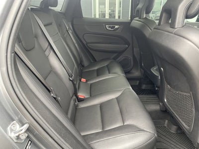 2018 Volvo XC60 T6 Momentum