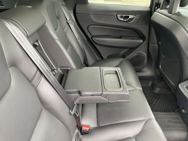 2018 Volvo XC60 T6 Momentum