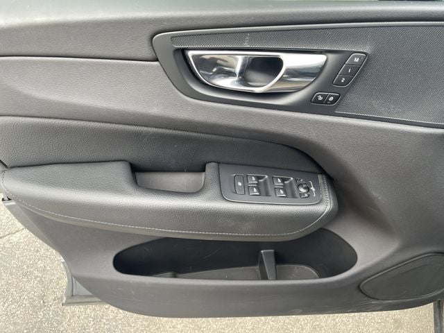 2018 Volvo XC60 T6 Momentum