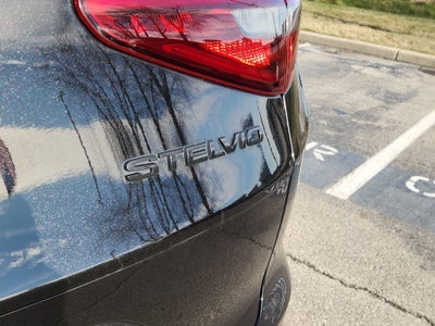 2020 Alfa Romeo Stelvio Base