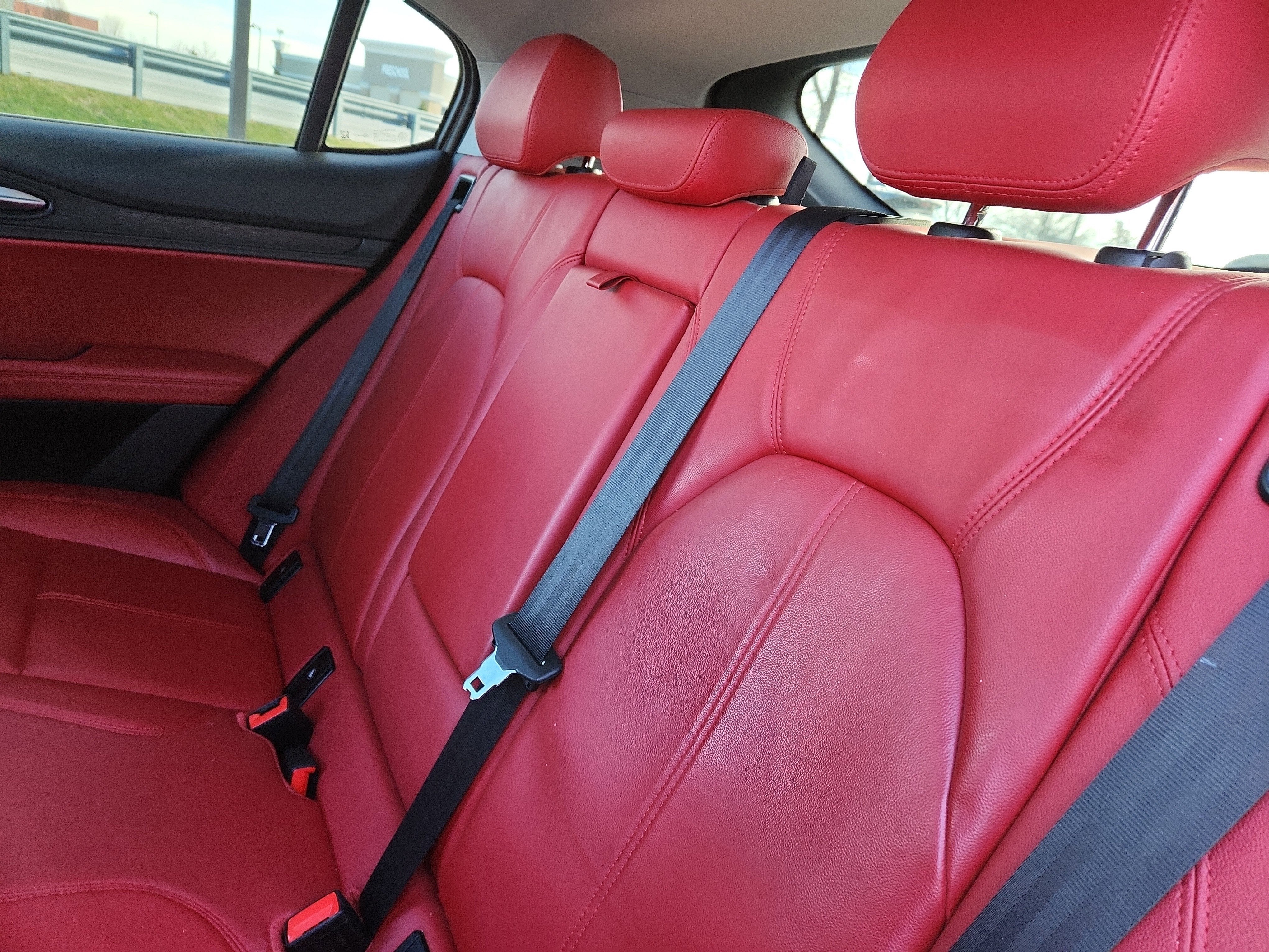 2020 Alfa Romeo Stelvio Base