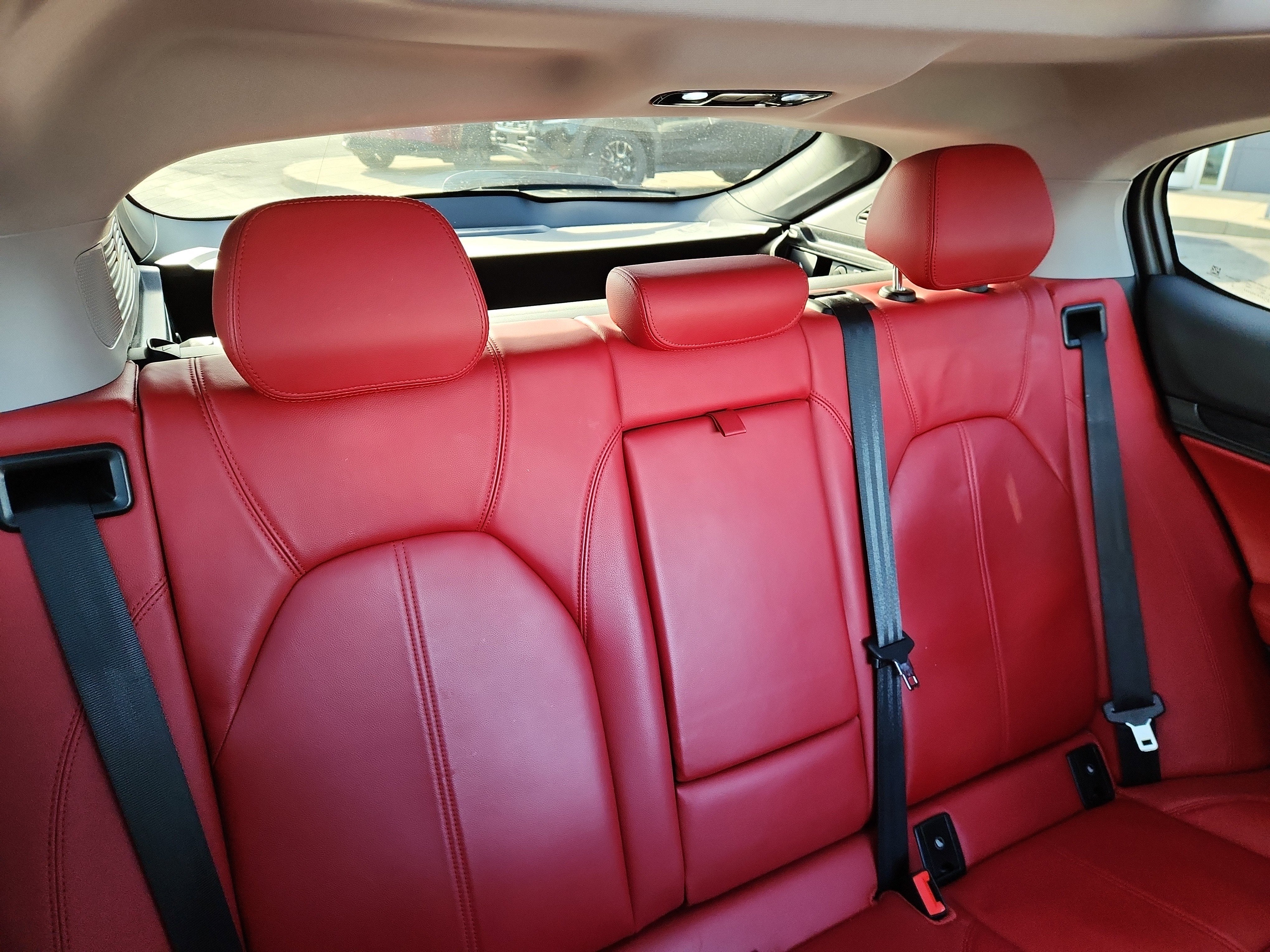 2020 Alfa Romeo Stelvio Base